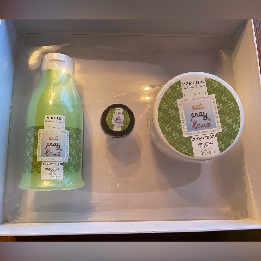 Perlier Gift Eat Pray Love - Body Cream, Shower Cream, and Lip Gloss Set - Melon